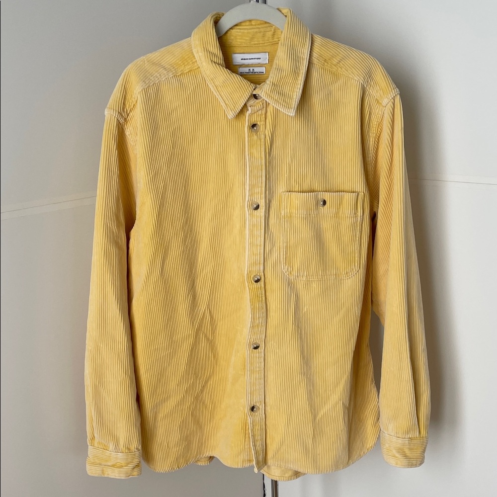 Men’s Urban Outfitters Yellow Corduroy button down Shirt. Size Medium